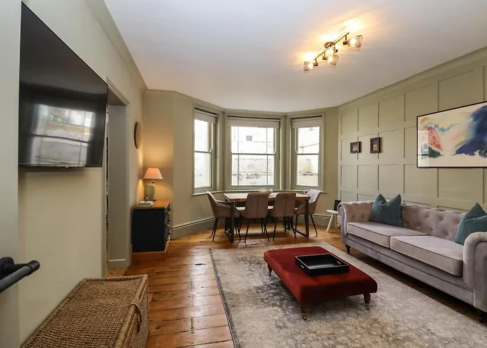 Grosvenor Abode