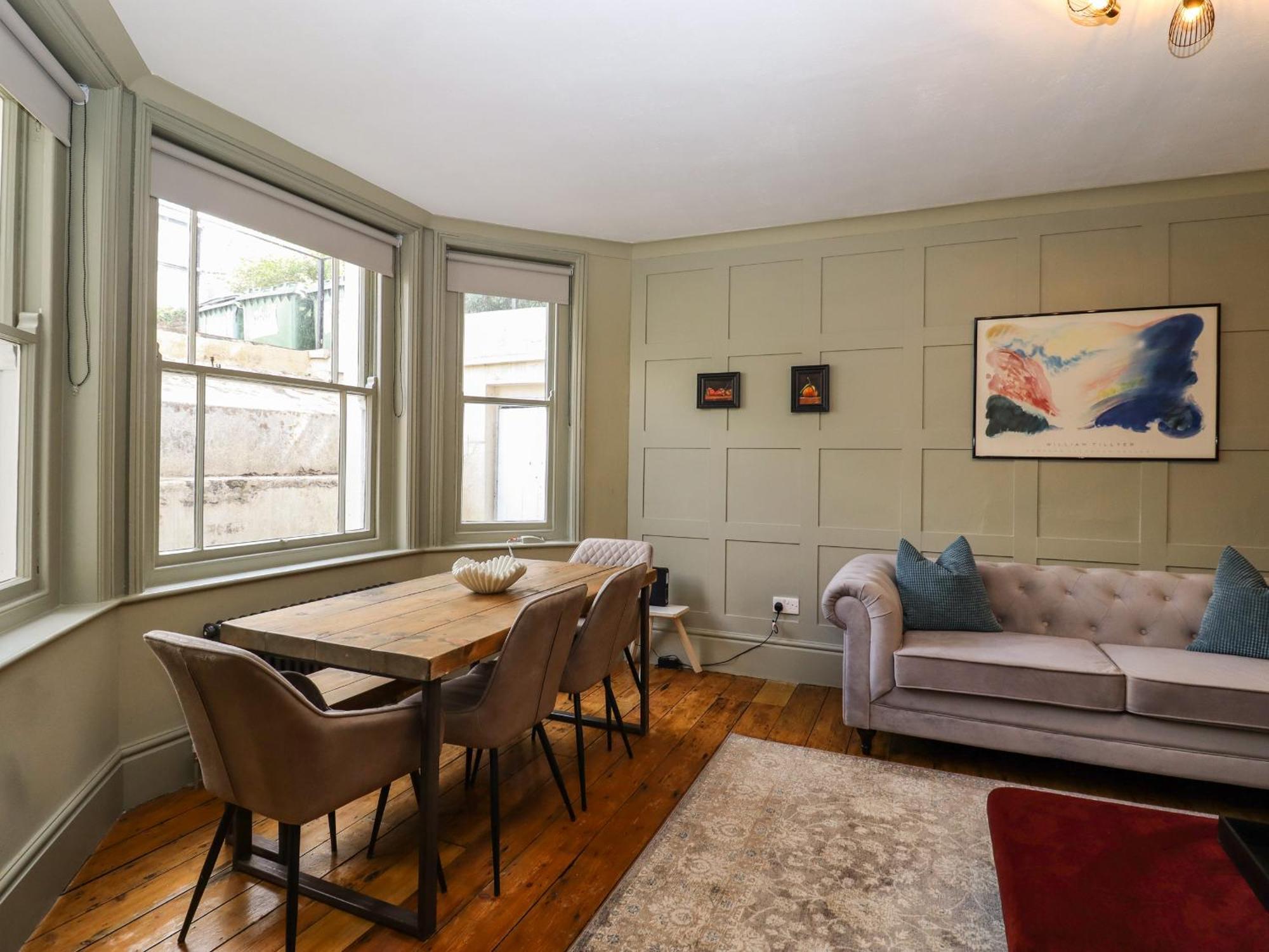 Grosvenor Abode Apartment Royal Tunbridge Wells